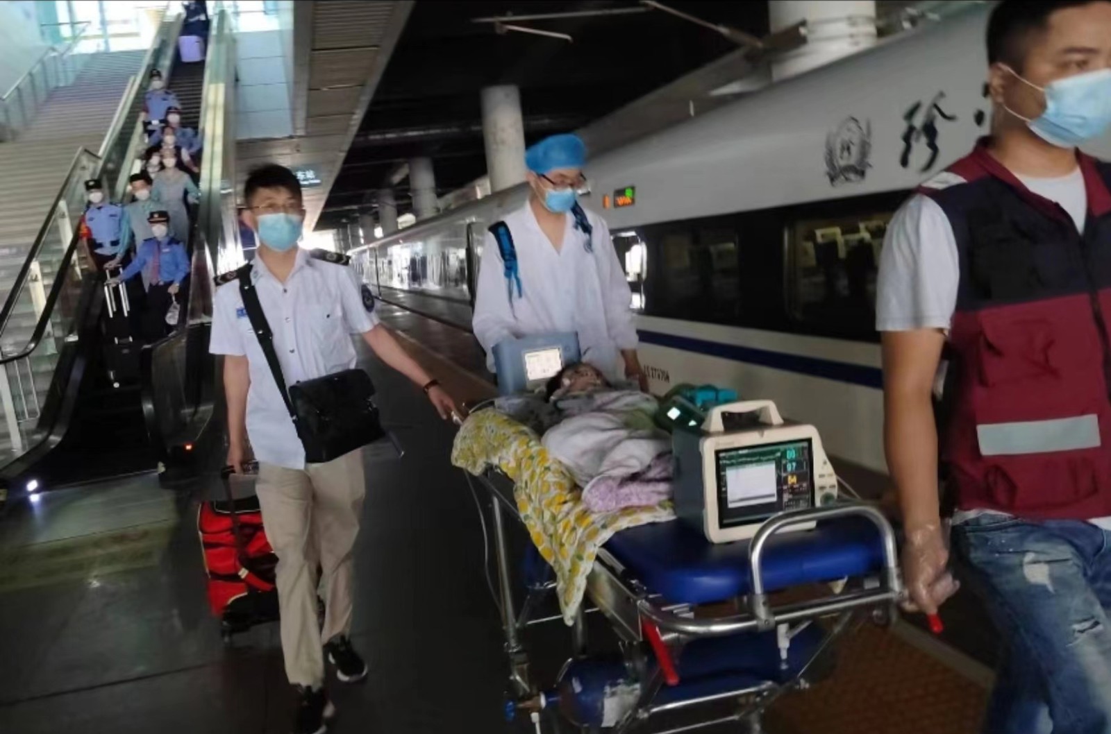 湖口县高铁转运公司